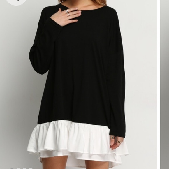 Dresses & Skirts - Oversized mini dress with ruffles